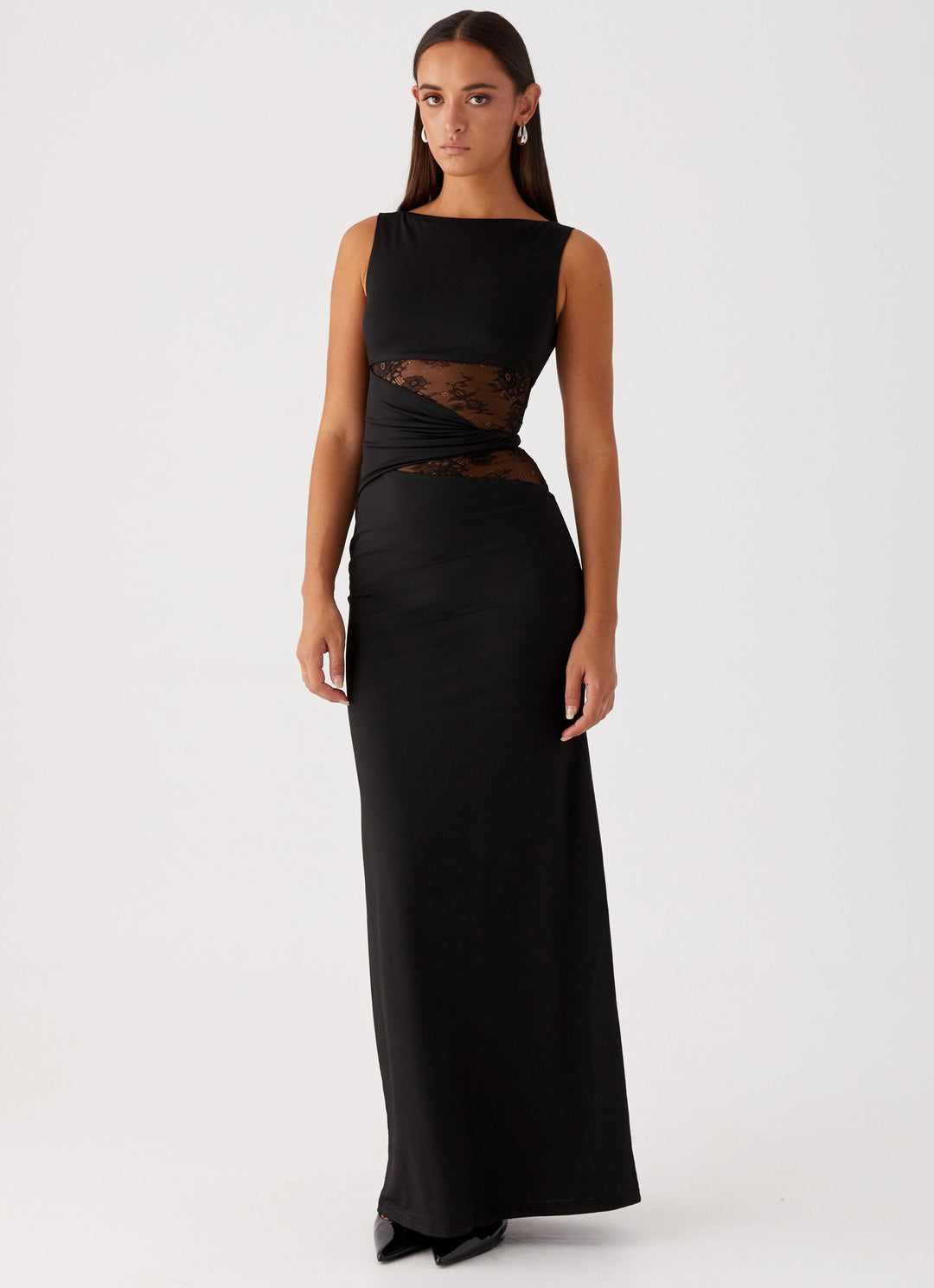 Leni | Robe maxi ajustée avec des découpes subtiles et un laçage