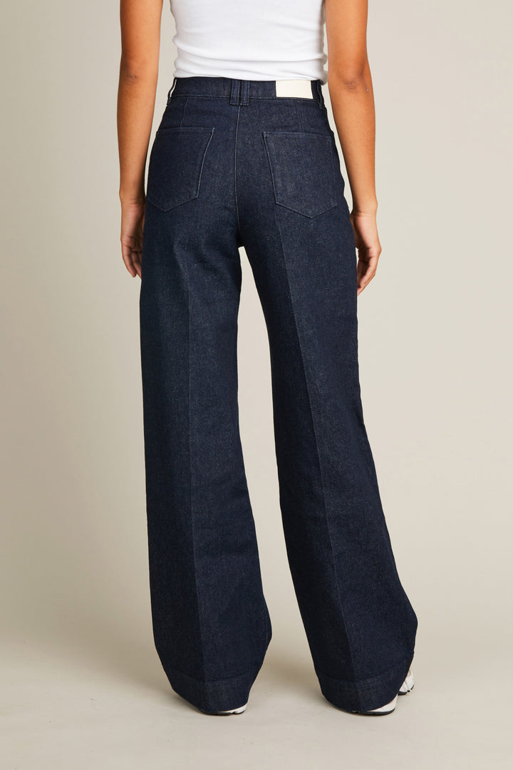 Raw wideleg jeans