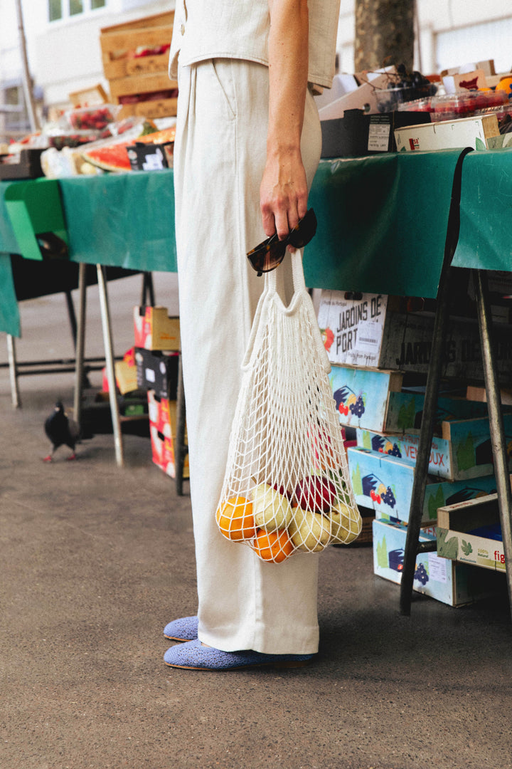 Lightweight ecru pleated trousers