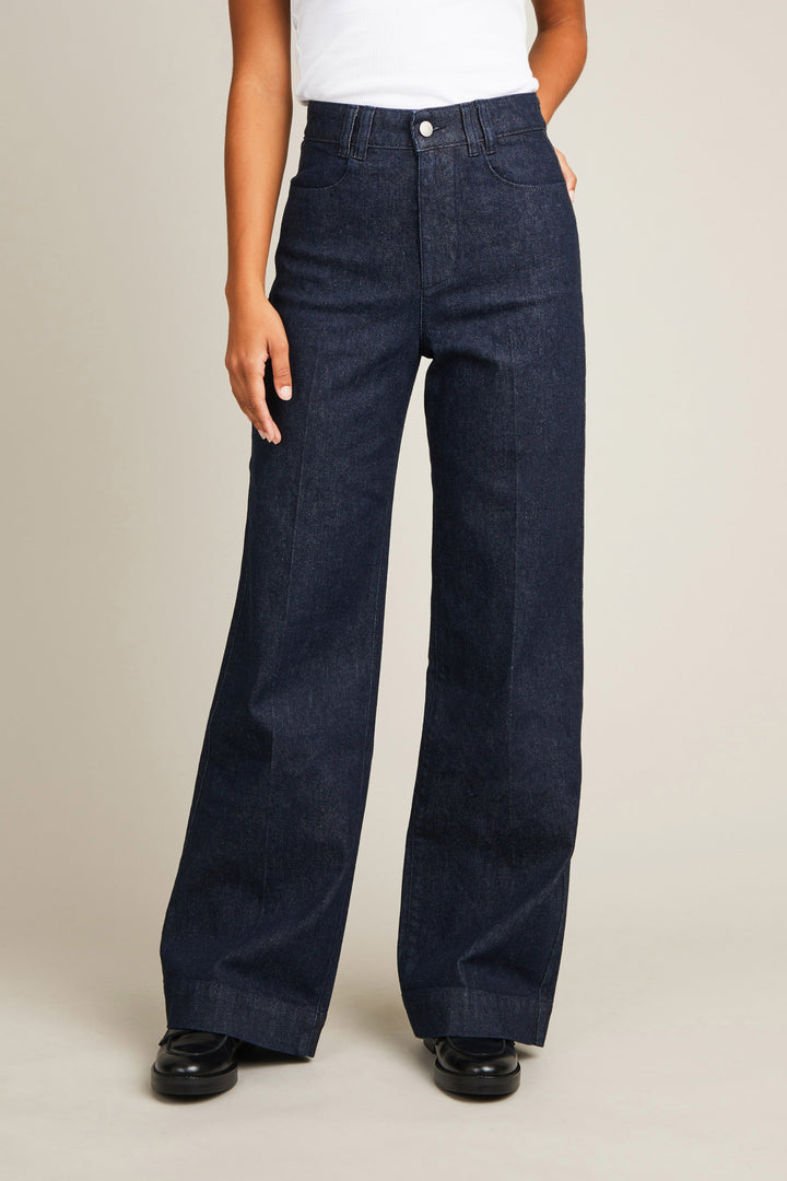 Raw wideleg jeans